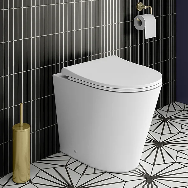 Arezzo Back To Wall Toilet (incl. Slim Seat With Matt Black Hinges) 6 Arezzo Back To Wall Toilet (incl. Slim Seat With Matt Black Hinges) - Image 4