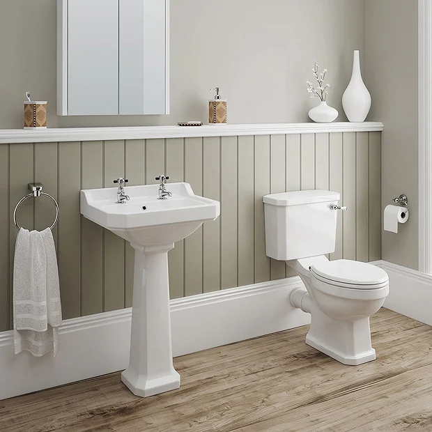 Darwin Traditional Close Coupled Toilet + Soft Close Seat 6 Darwin Traditional Close Coupled Toilet + Soft Close Seat - Image 4