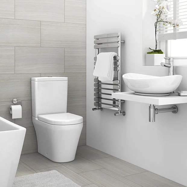 Toronto BTW Close Coupled Toilet With Soft-Close Seat 3 Toronto BTW Close Coupled Toilet With Soft-Close Seat